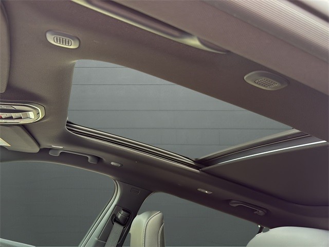 Jeep Grand Cherokee L Vehicle Full-screen Gallery Image 16