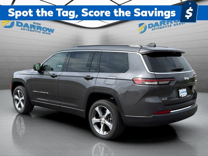 Jeep Grand Cherokee L Vehicle Full-screen Gallery Image 3