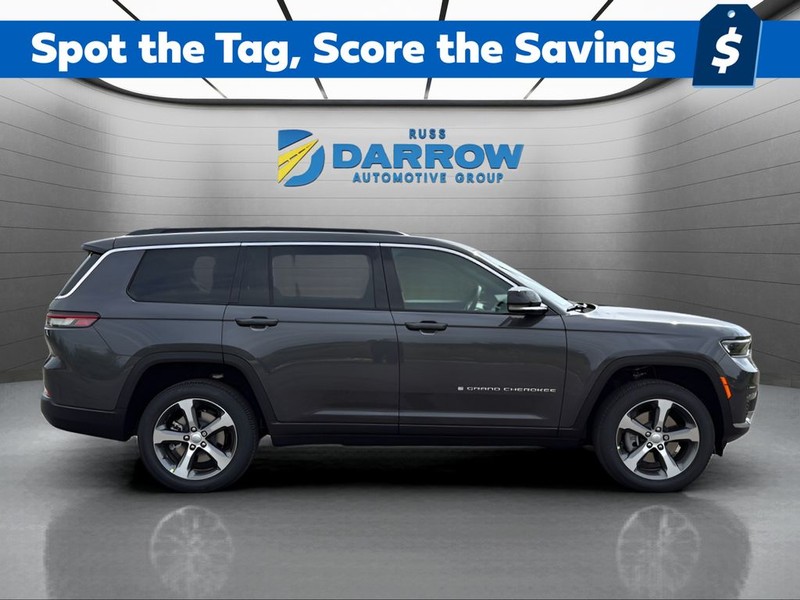 Jeep Grand Cherokee L Vehicle Full-screen Gallery Image 6