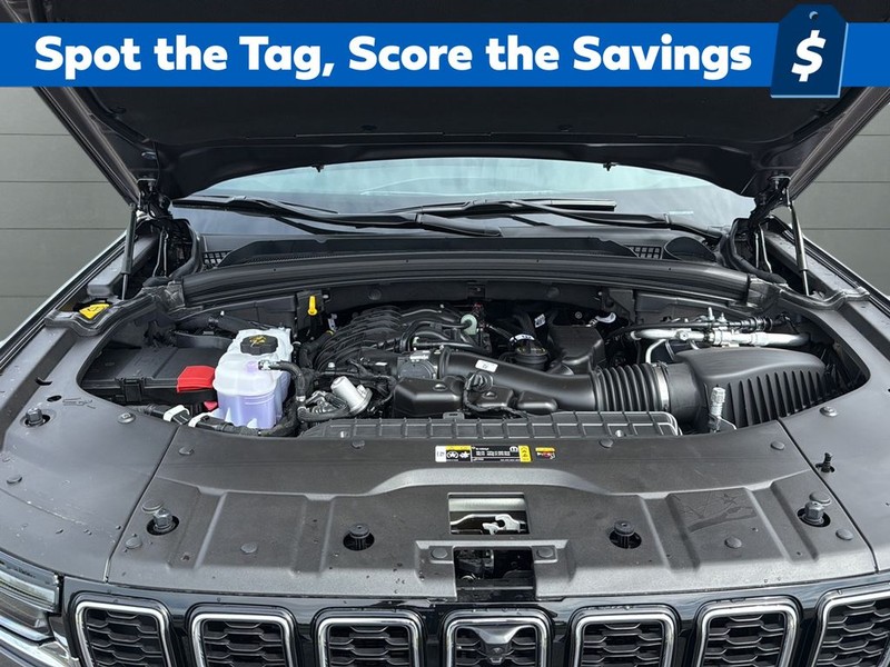 Jeep Grand Cherokee L Vehicle Full-screen Gallery Image 20