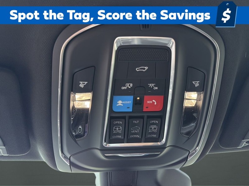 Jeep Grand Cherokee L Vehicle Full-screen Gallery Image 23