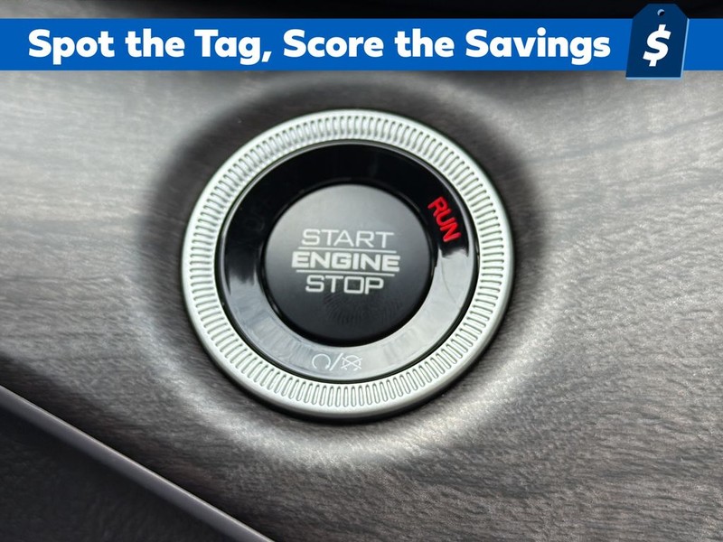 Jeep Grand Cherokee L Vehicle Full-screen Gallery Image 24