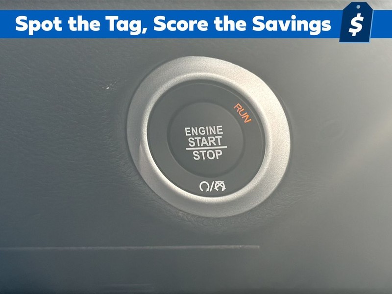 Chrysler Pacifica Vehicle Full-screen Gallery Image 23