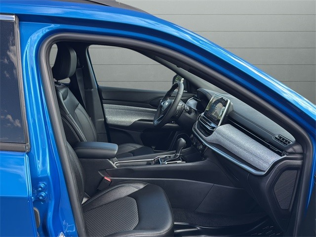 Jeep Compass Vehicle Full-screen Gallery Image 15