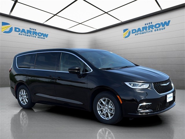 Chrysler Pacifica Vehicle Full-screen Gallery Image 7