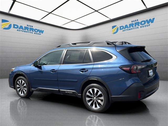 Subaru Outback Vehicle Full-screen Gallery Image 3