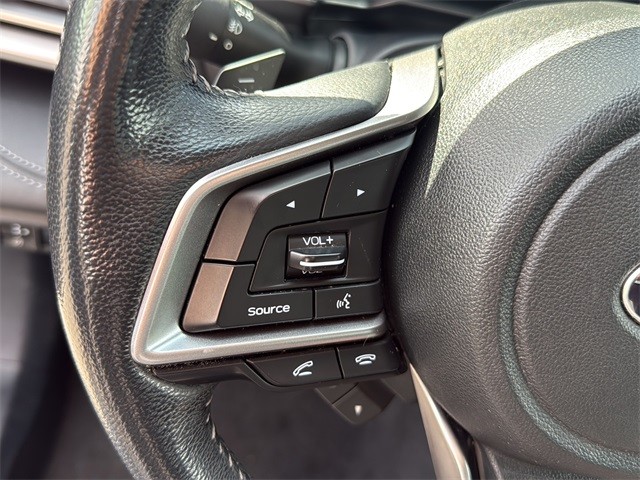 Subaru Outback Vehicle Full-screen Gallery Image 9