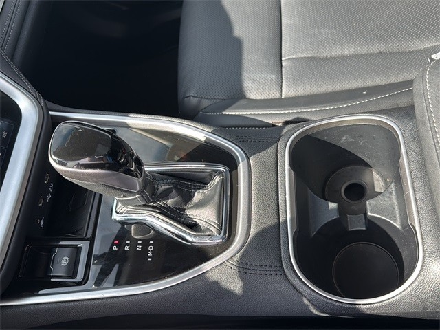 Subaru Outback Vehicle Full-screen Gallery Image 20