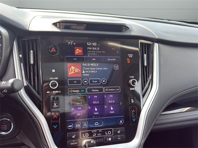 Subaru Outback Vehicle Full-screen Gallery Image 21