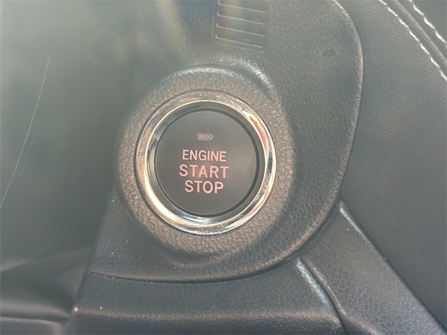 Subaru Outback Vehicle Full-screen Gallery Image 24