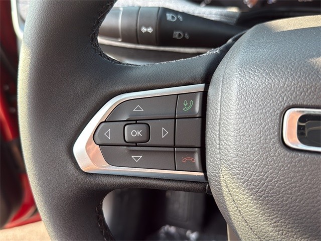 Jeep Compass Vehicle Full-screen Gallery Image 9