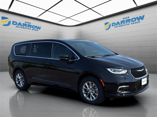Chrysler Pacifica Vehicle Full-screen Gallery Image 7