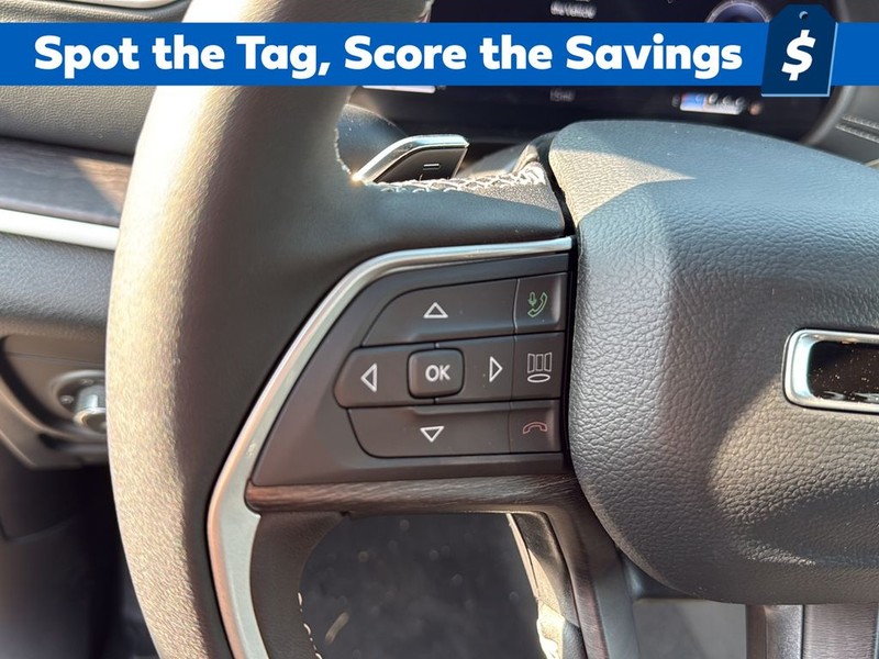 Jeep Grand Cherokee Vehicle Full-screen Gallery Image 9