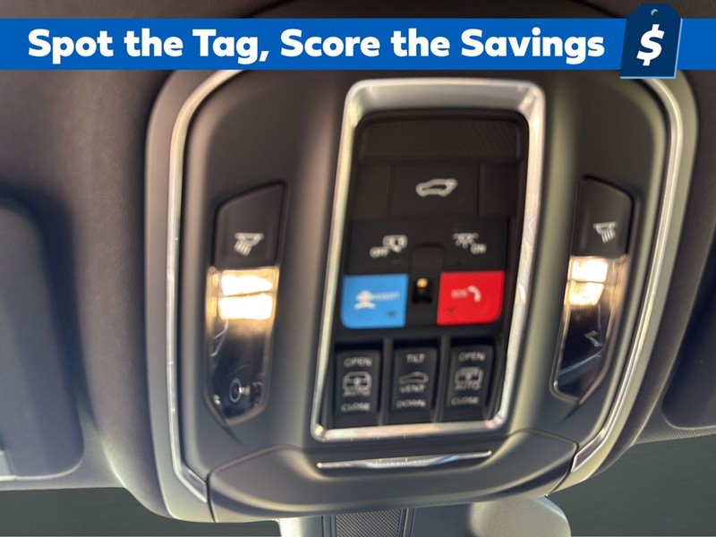 Jeep Grand Cherokee Vehicle Full-screen Gallery Image 24