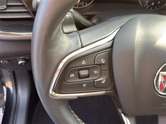 Buick Envision Vehicle Full-screen Gallery Image 9