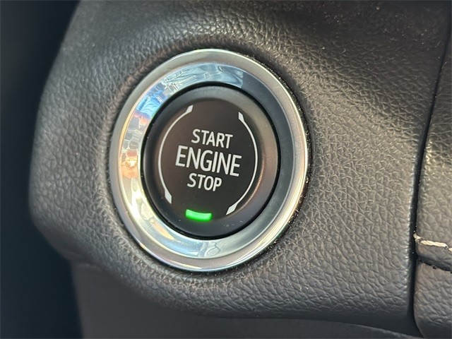 Buick Envision Vehicle Full-screen Gallery Image 23