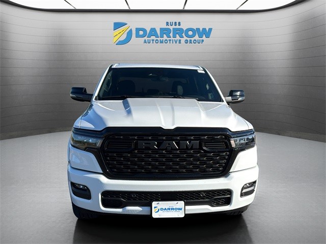Ram 1500 Vehicle Full-screen Gallery Image 8