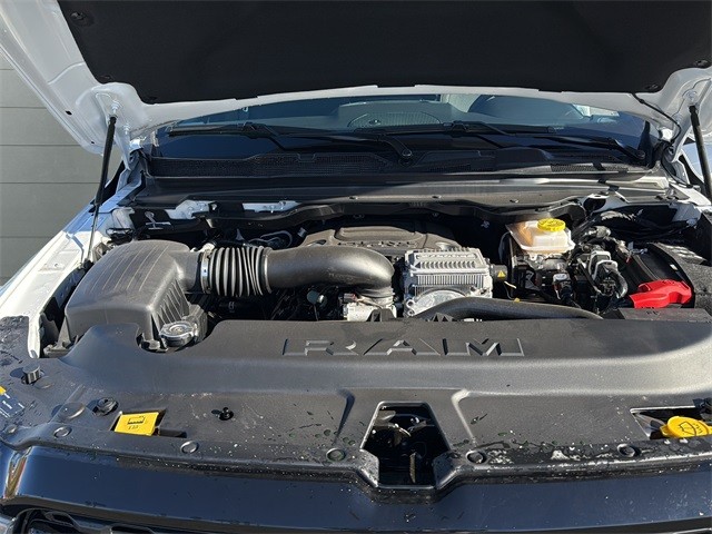 Ram 1500 Vehicle Full-screen Gallery Image 19