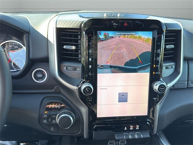 Ram 1500 Vehicle Full-screen Gallery Image 21