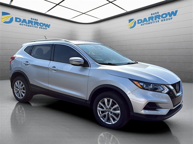 Nissan Rogue Sport Vehicle Full-screen Gallery Image 7