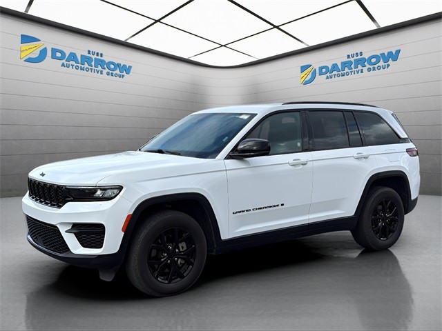 2024 Jeep Grand Cherokee Altitude's photo