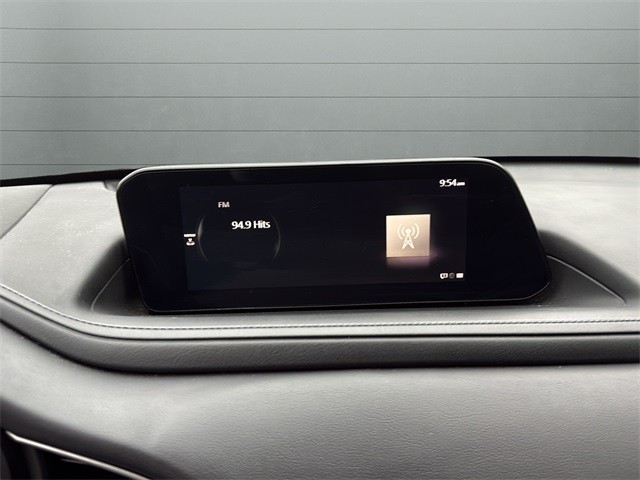 Mazda CX-30 Vehicle Full-screen Gallery Image 21