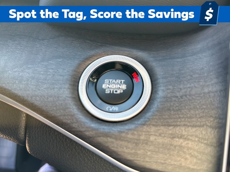 Jeep Grand Cherokee Vehicle Full-screen Gallery Image 25