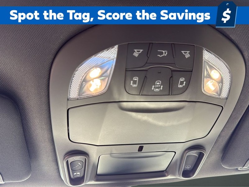 Chrysler Pacifica Vehicle Full-screen Gallery Image 22