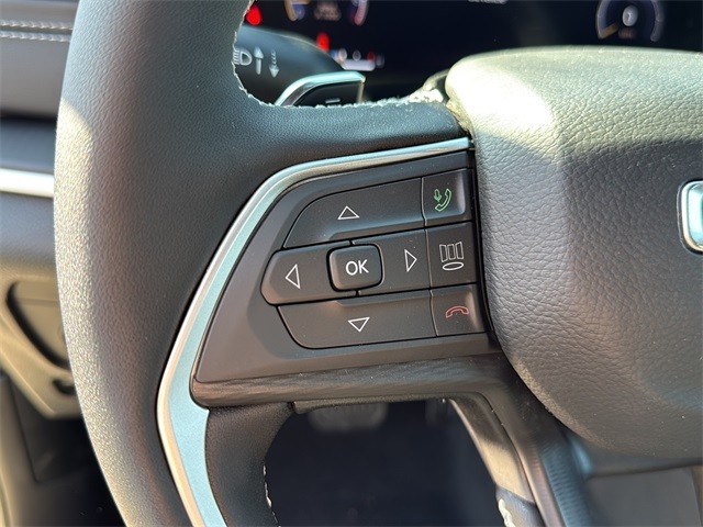 Jeep Grand Cherokee Vehicle Full-screen Gallery Image 9