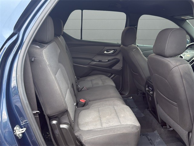 Chevrolet Traverse Vehicle Full-screen Gallery Image 14