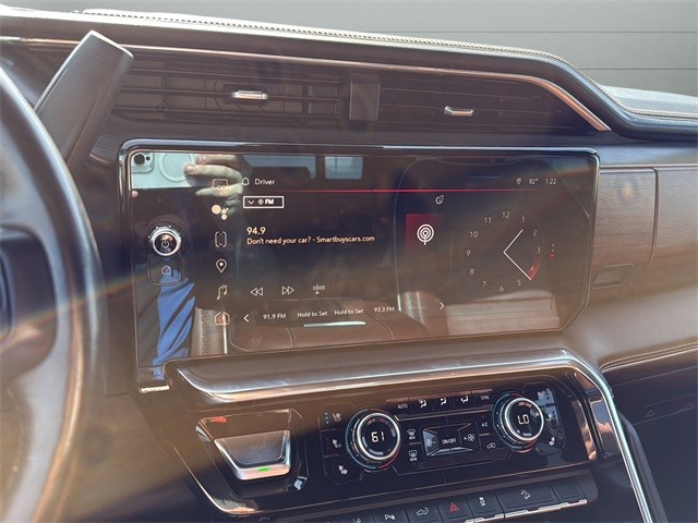 GMC Sierra 2500HD Vehicle Full-screen Gallery Image 21