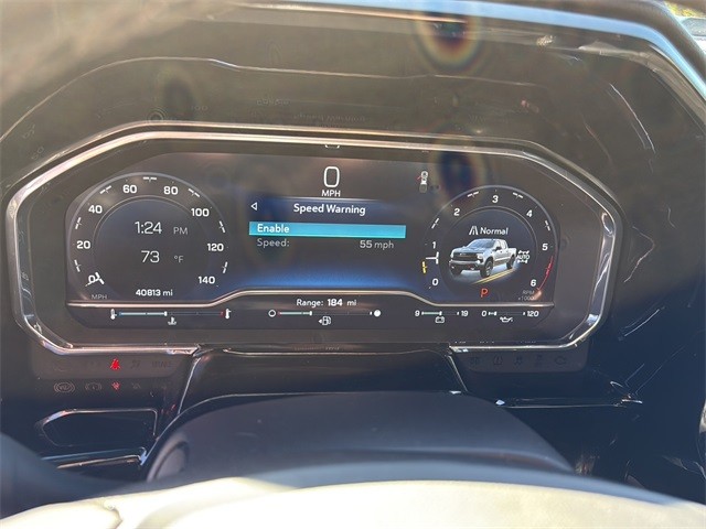 Chevrolet Silverado 1500 Vehicle Full-screen Gallery Image 13