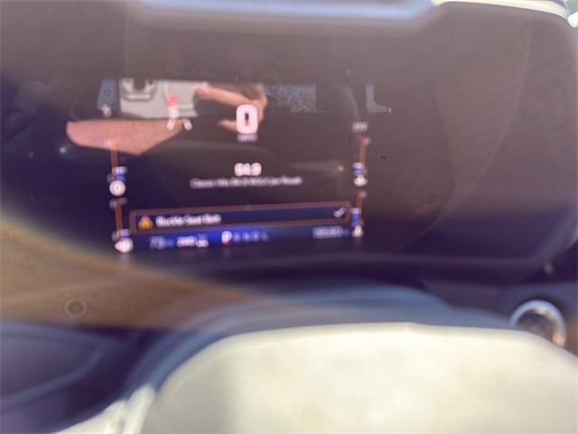 Chevrolet Colorado Vehicle Full-screen Gallery Image 13