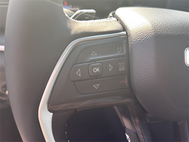 Jeep Grand Cherokee Vehicle Full-screen Gallery Image 9