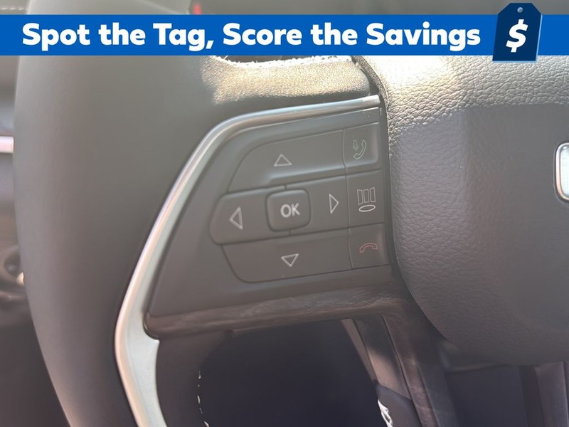 Jeep Grand Cherokee Vehicle Full-screen Gallery Image 9