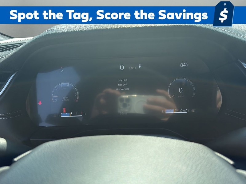 Jeep Grand Cherokee Vehicle Full-screen Gallery Image 13