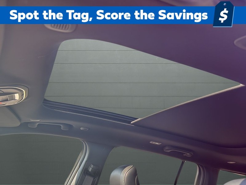 Jeep Grand Cherokee Vehicle Full-screen Gallery Image 16