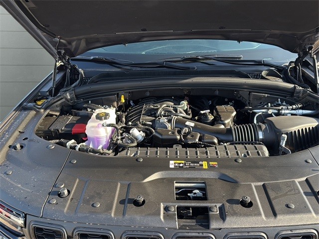 Jeep Grand Cherokee Vehicle Full-screen Gallery Image 20