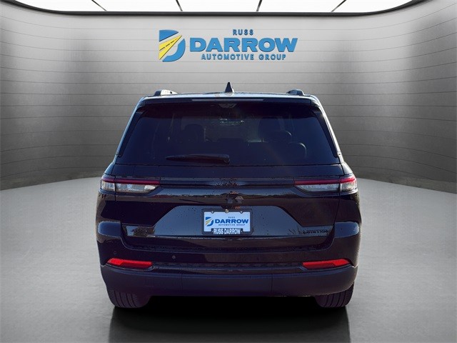 Jeep Grand Cherokee Vehicle Full-screen Gallery Image 4