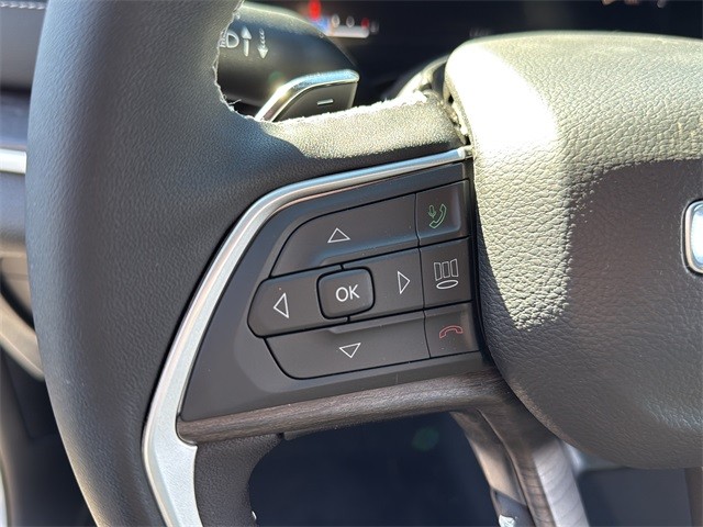 Jeep Grand Cherokee Vehicle Full-screen Gallery Image 9