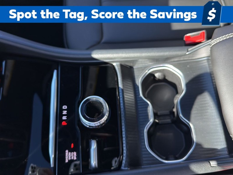 Jeep Grand Cherokee Vehicle Full-screen Gallery Image 21