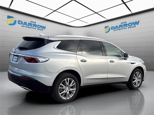Buick Enclave Vehicle Full-screen Gallery Image 5