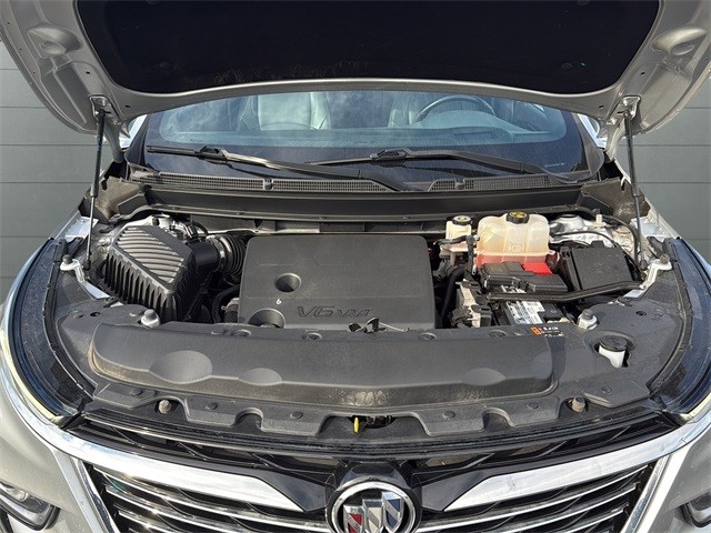 Buick Enclave Vehicle Full-screen Gallery Image 19