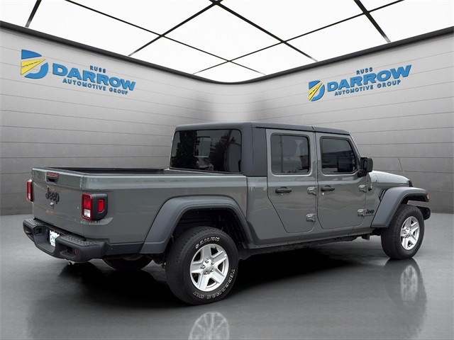 Jeep Gladiator Vehicle Full-screen Gallery Image 5