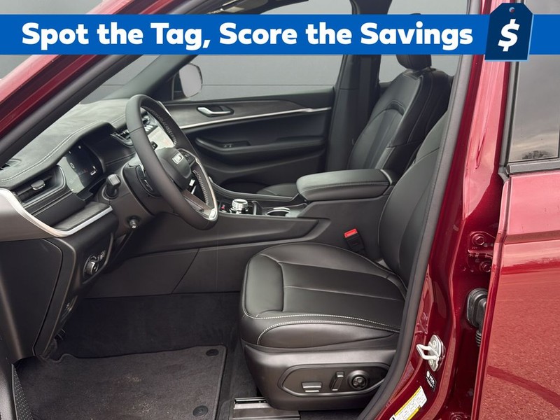 Jeep Grand Cherokee Vehicle Full-screen Gallery Image 10