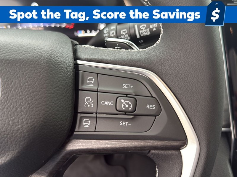 Jeep Grand Cherokee Vehicle Full-screen Gallery Image 19