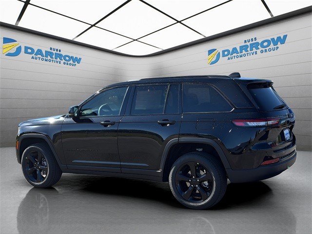 Jeep Grand Cherokee Vehicle Full-screen Gallery Image 3