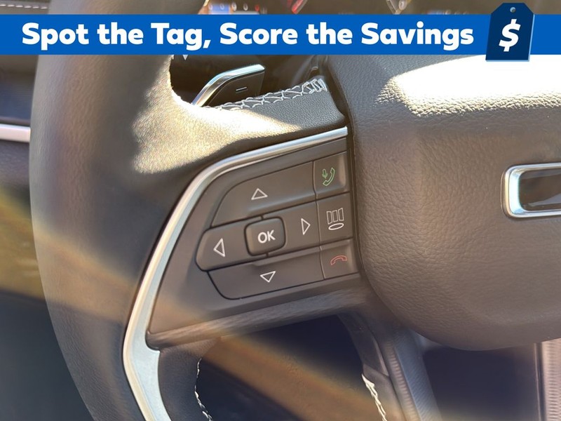 Jeep Grand Cherokee Vehicle Full-screen Gallery Image 9