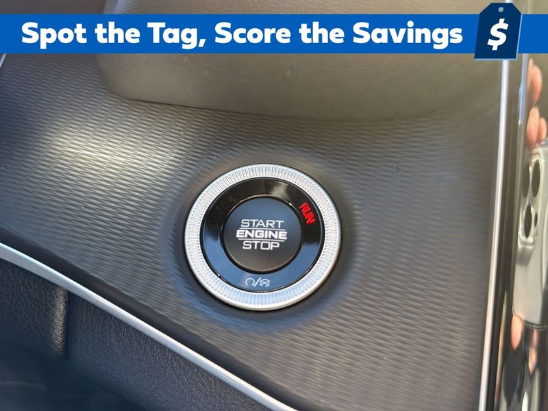 Jeep Grand Cherokee Vehicle Full-screen Gallery Image 25