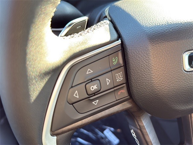 Jeep Grand Cherokee Vehicle Full-screen Gallery Image 9